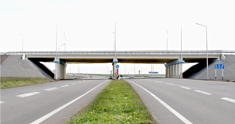 Свободные рекламные конструкции на мостах в феврале - Минск